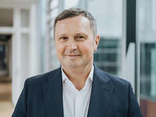 Portraitfoto von Klaus Werner, Geschäftsführer Geschäftskunden, Telekom Deutschland.